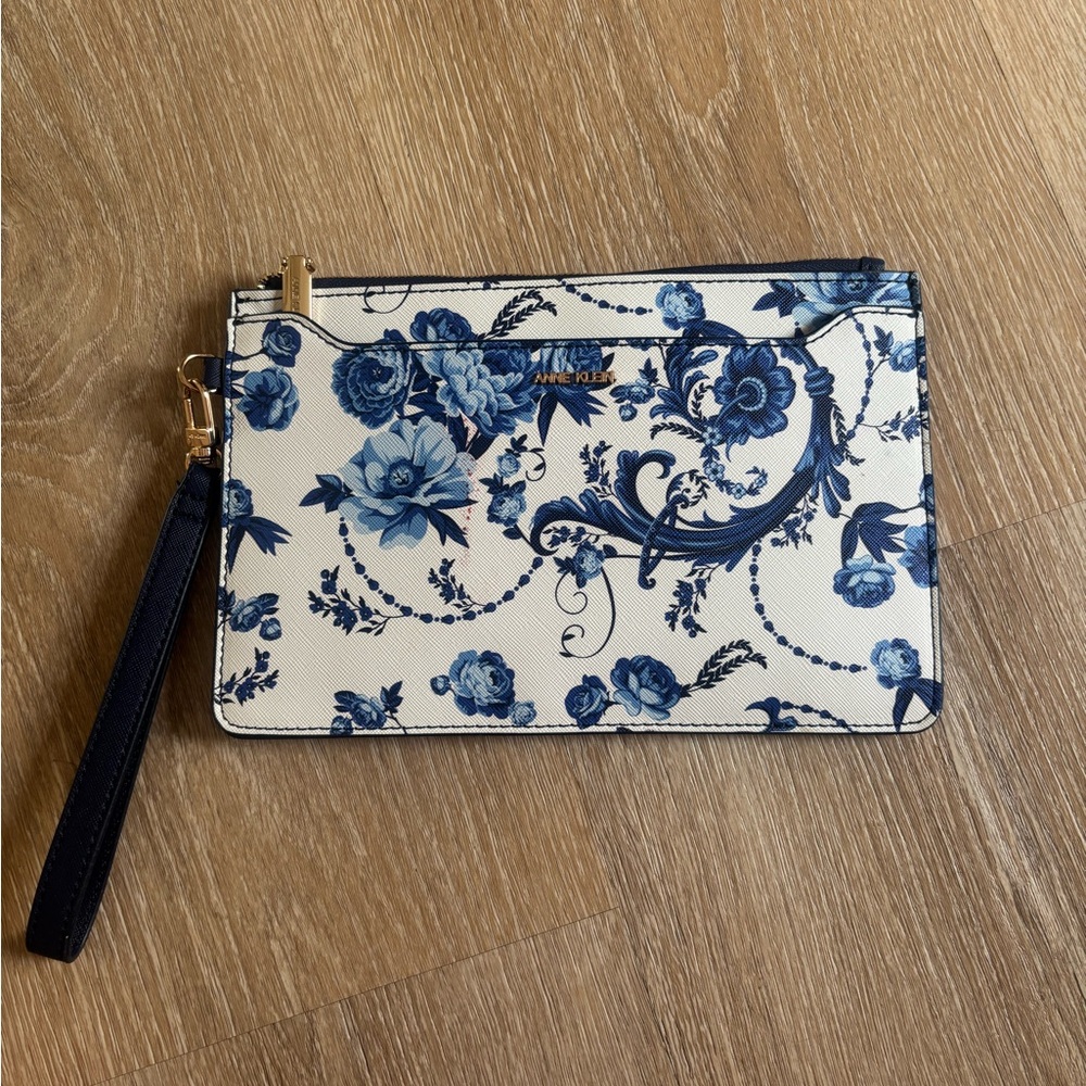 Anne Klein Blue & White Floral Wristlet Clutch